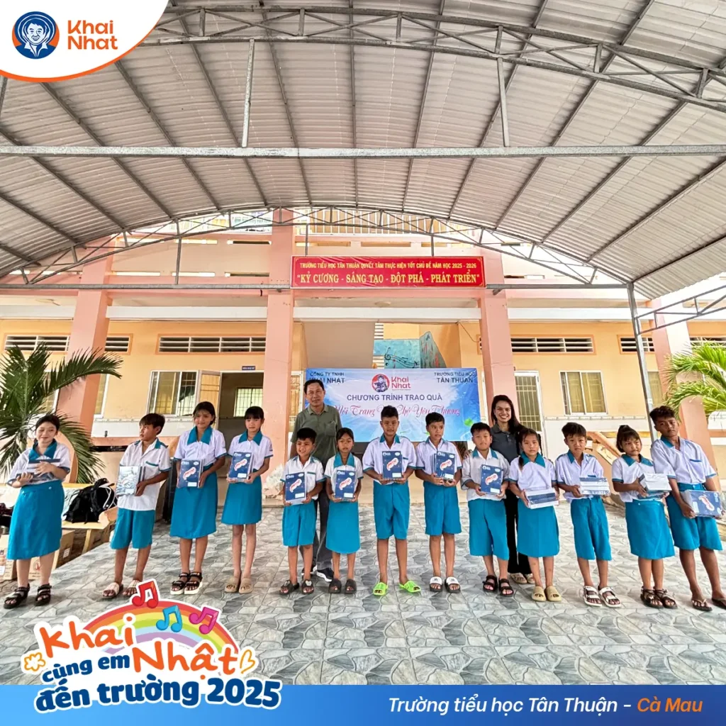 khai-nhat-cung-em-den-truong-nam-2025-3