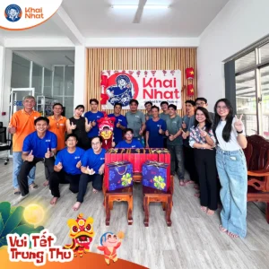 Kho chi nhánh 618A đang tiến hành chụp hình lưu niệm cùng nhau